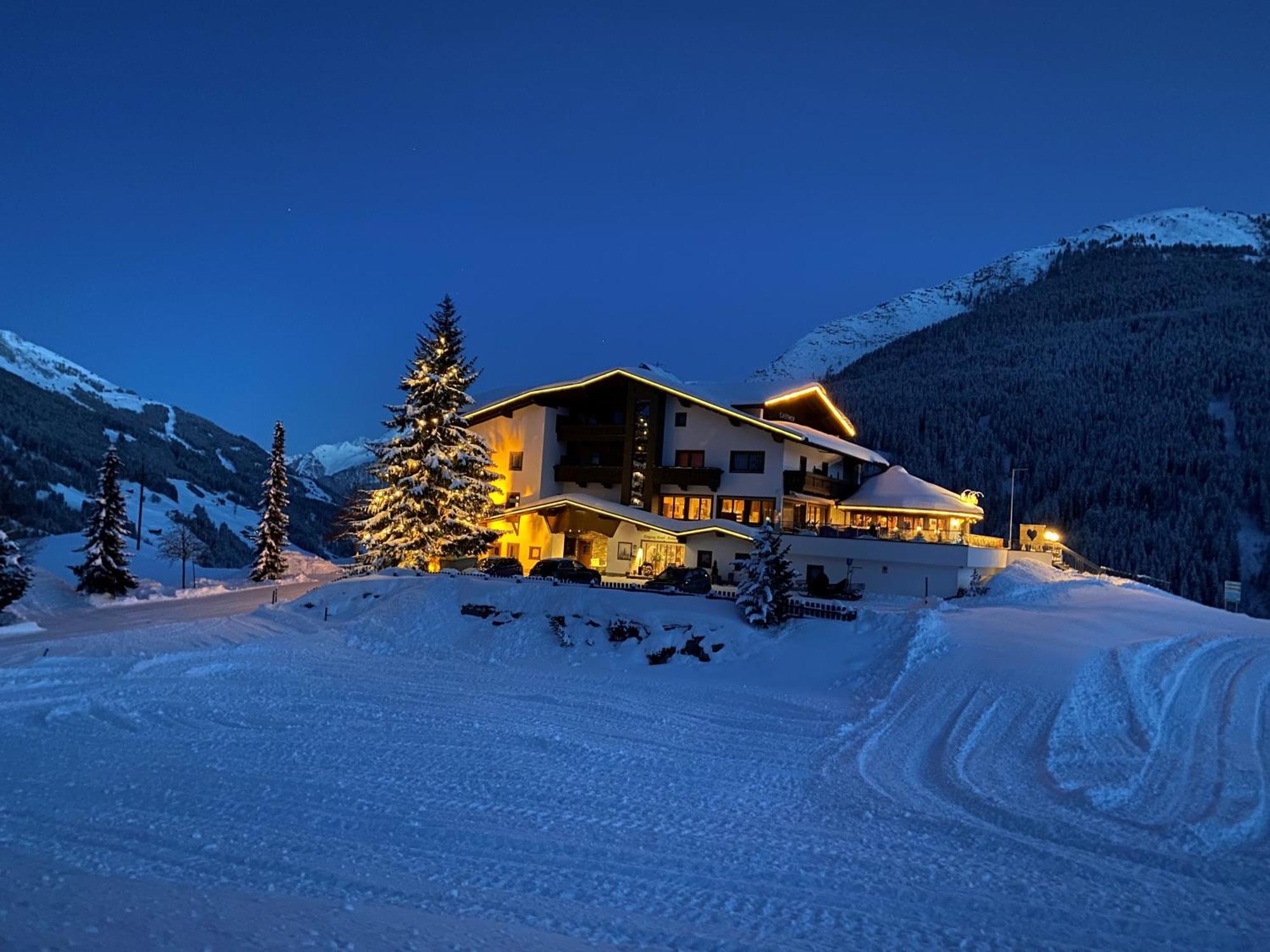 Gast- Und Ferienhof Christler Tux Exterior photo